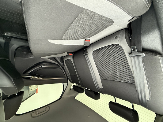 Lada (ВАЗ) Vesta Luxe Multimedia (2018-2019), 2017 года, пробег 96650 км