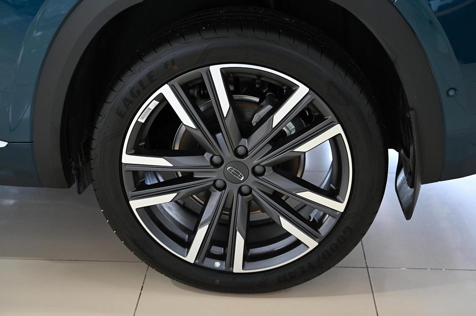 Geely Monjaro Exclusive, синий