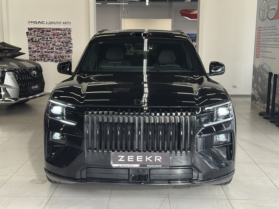 Zeekr 8X Ultra, черный