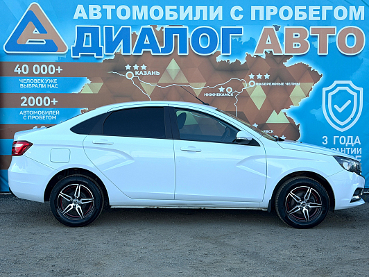 Lada (ВАЗ) Vesta Comfort, 2018 года, пробег 44900 км