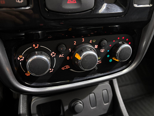 Renault Duster Authentique, 2013 года, пробег 195753 км