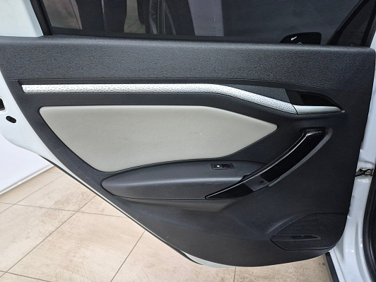 Lada (ВАЗ) Vesta Exclusive, 2018 года, пробег 112993 км