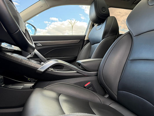 Geely Atlas Pro Flagship+, 2024 года, пробег 66346 км