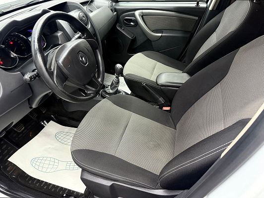 Renault Duster Expression, 2017 года, пробег 100357 км