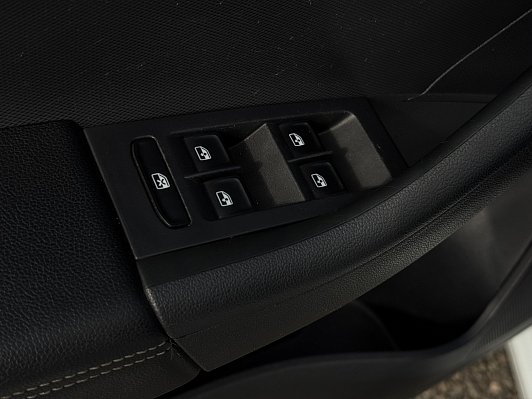 Skoda Rapid Hockey Edition, 2021 года, пробег 57565 км