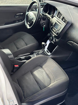 Kia Ceed Luxe, 2016 года, пробег 211000 км