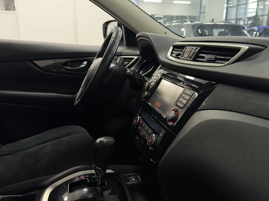 Nissan X-Trail SE, 2015 года, пробег 150119 км