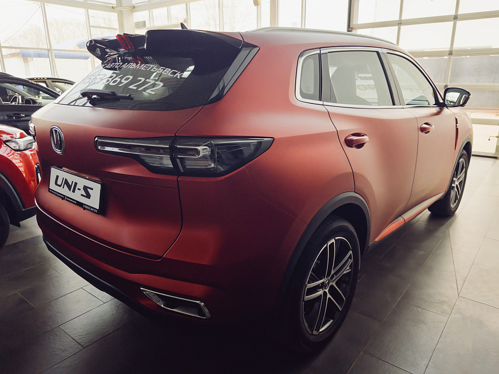 Changan UNI-S (CS55 Plus) Tech, красный