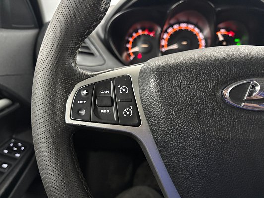 Lada (ВАЗ) Vesta Luxe, 2021 года, пробег 157843 км