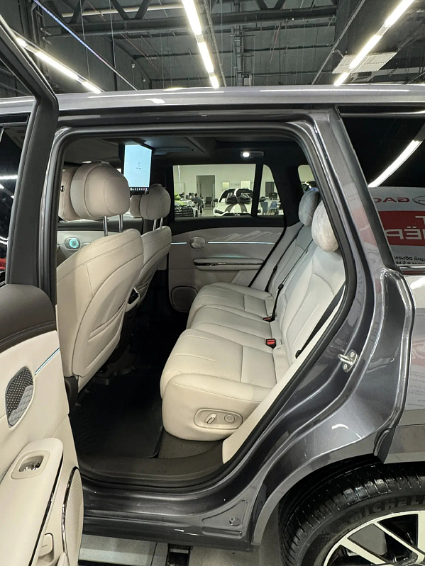 GAC Trumpchi S7 Ultra, зеленый