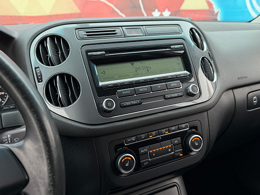 Volkswagen Tiguan Trend&Fun, 2011 года, пробег 312230 км