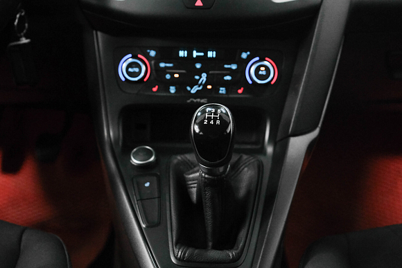 Ford Focus SYNC Edition, 2017 года, пробег 200898 км