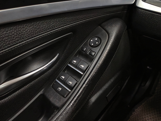 BMW 5 серии, 2014 года, пробег 290985 км