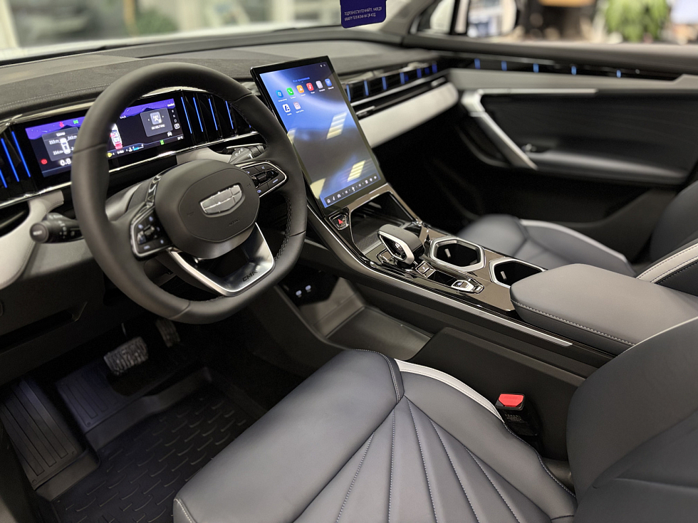 Geely Atlas Luxury, белый