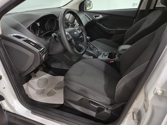 Ford Focus Titanium, 2012 года, пробег 264128 км