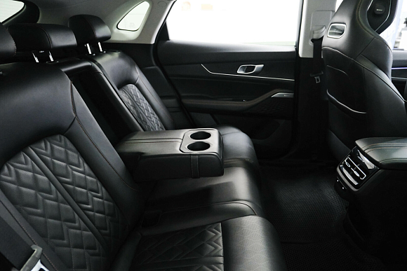 Changan UNI-K Техно, 2023 года, пробег 44915 км