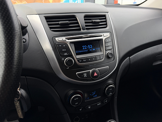 Hyundai Solaris Elegance, 2016 года, пробег 141000 км