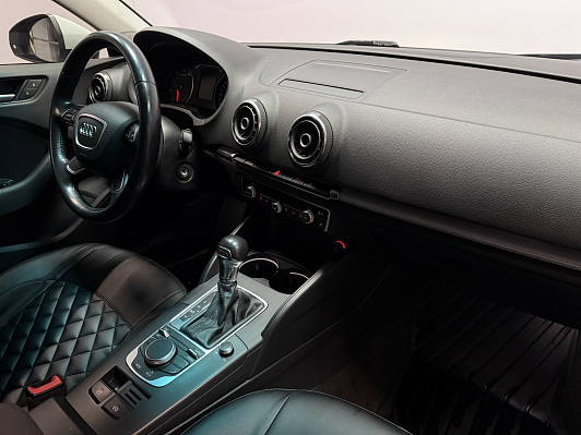 Audi A3 Ambition, 2015 года, пробег 113000 км
