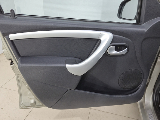 Lada (ВАЗ) Largus Luxe Prestige (7 мест) (2015-2017), 2016 года, пробег 357500 км