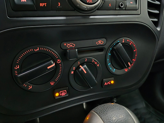 Nissan Juke SE+ Sport, 2013 года, пробег 61885 км