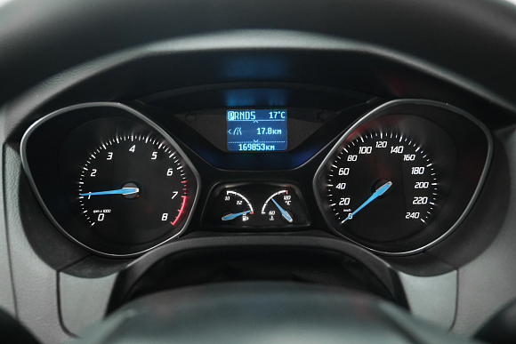 Ford Focus SYNC Edition, 2011 года, пробег 170000 км