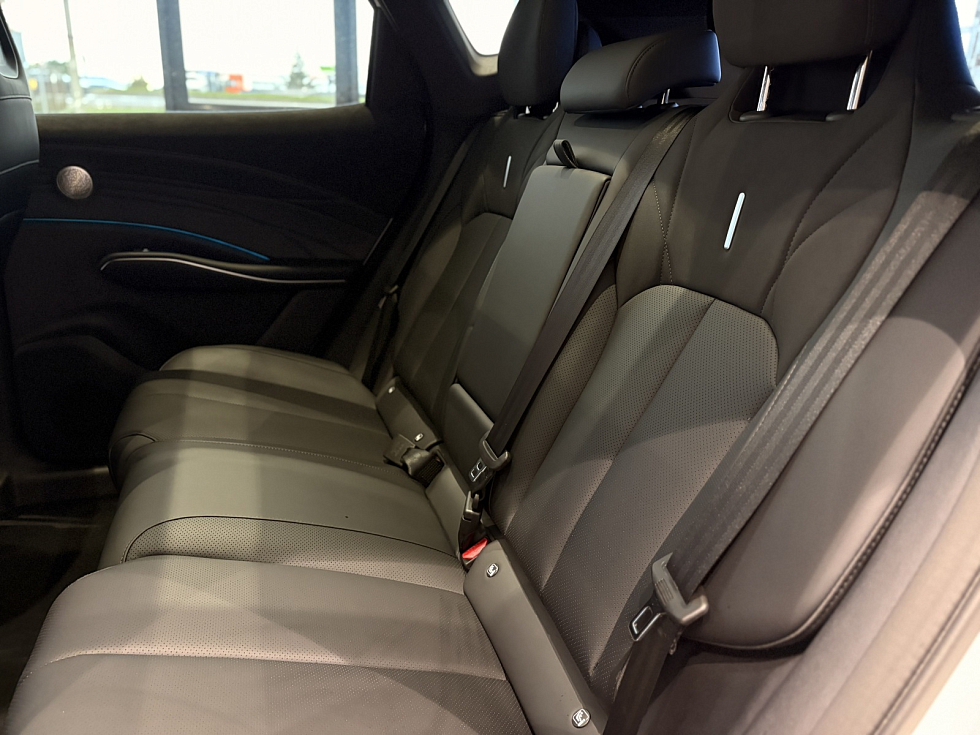 Omoda C7 Drive, белый