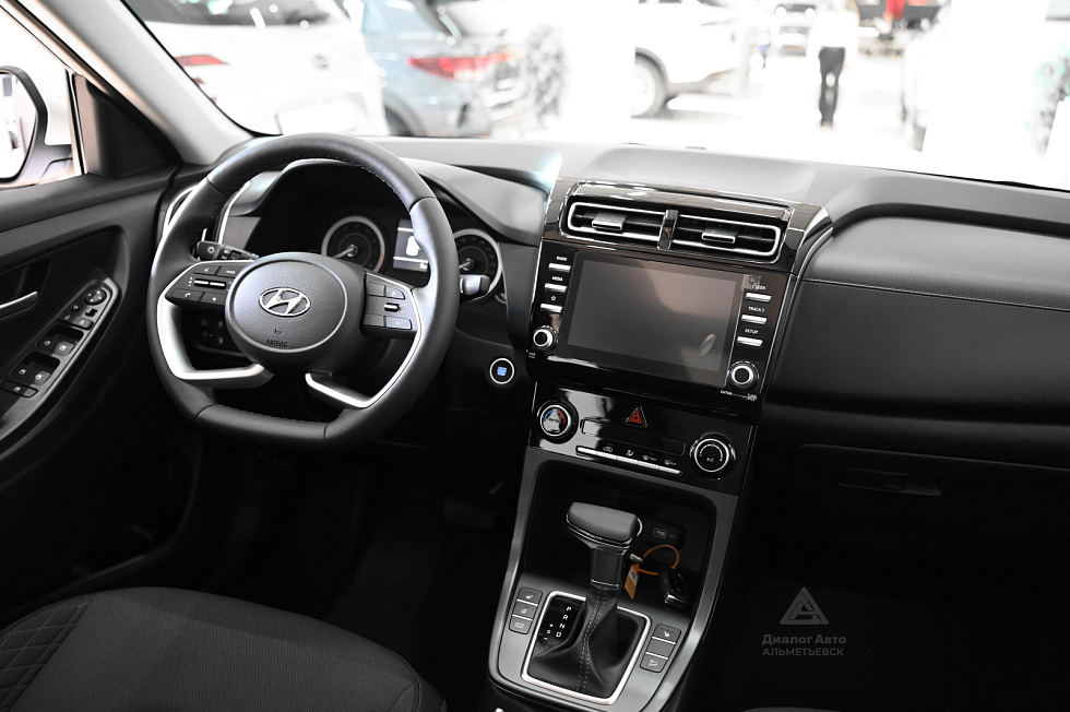 Solaris HC Фэмили (Family) (АТ), черный