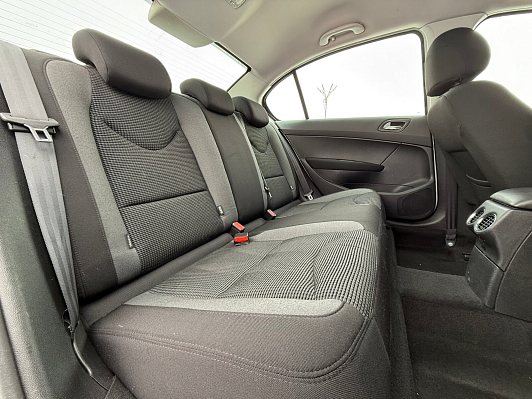 Peugeot 408, 2013 года, пробег 198750 км
