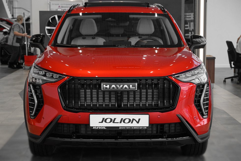 Haval Jolion Техно +, красный