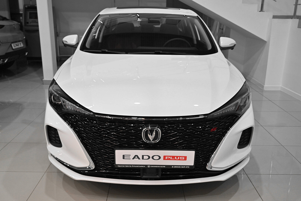 Changan Eado Plus Техно, серебряный