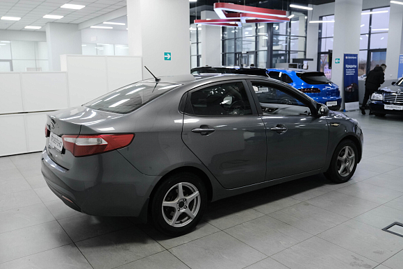 Kia Rio Luxe, 2013 года, пробег 181000 км