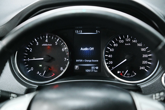 Nissan X-Trail, 2017 года, пробег 107000 км