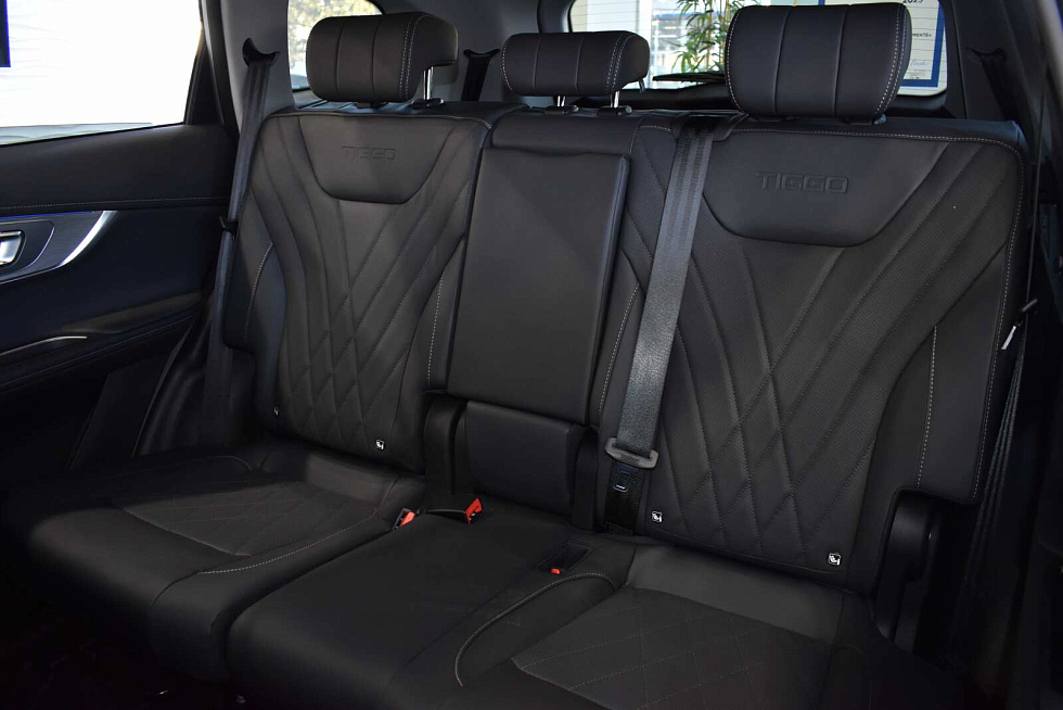 Chery Tiggo 8 Pro Max Ultimate 4WD, серебряный