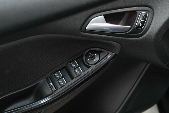 Ford Focus Titanium, 2017 года, пробег 87409 км