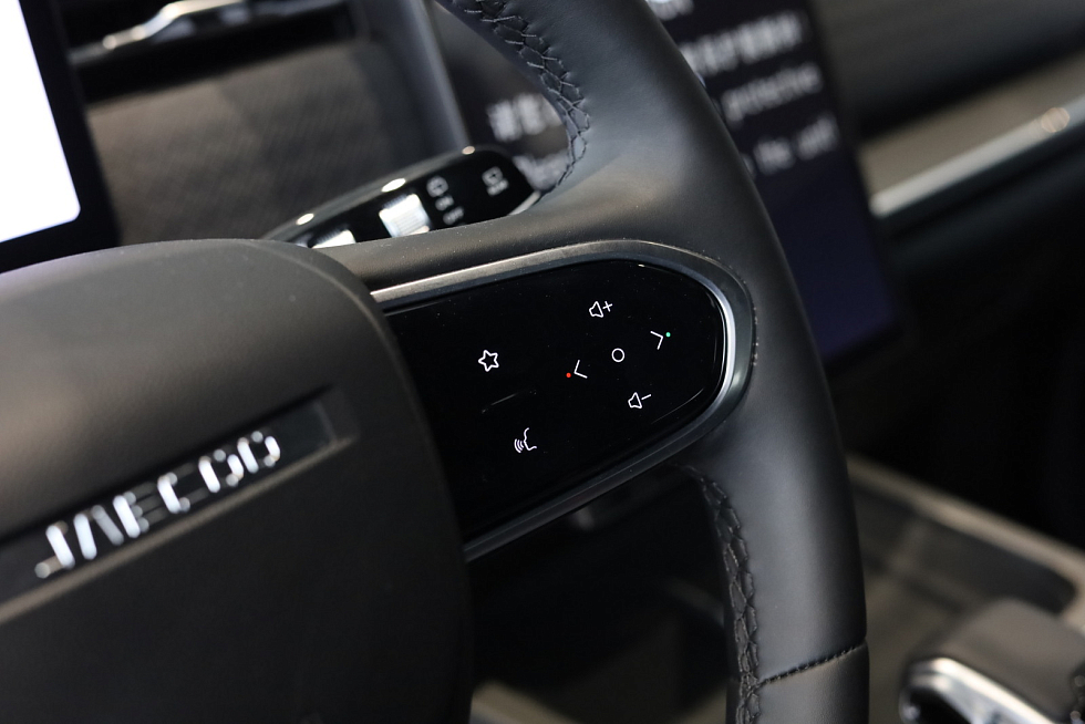 Jaecoo J7 Supreme, зеленый