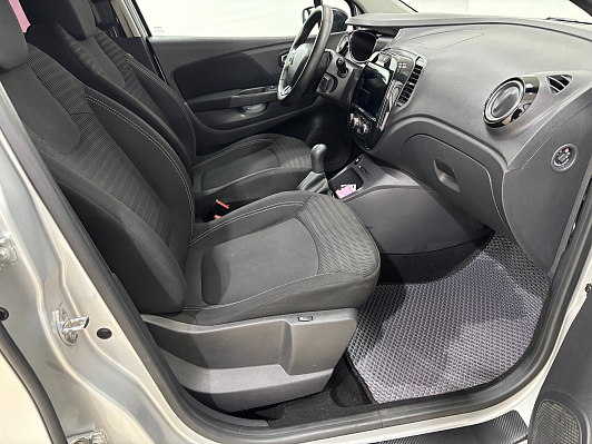 Renault Kaptur Drive, 2017 года, пробег 108155 км