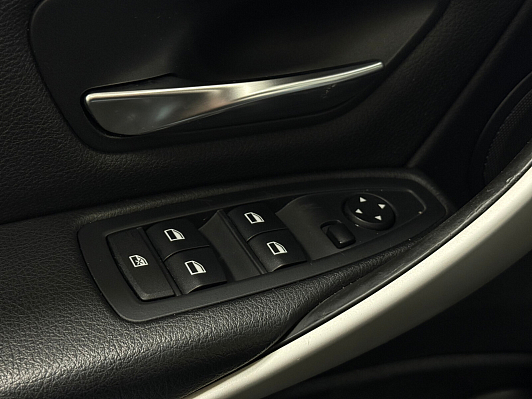 BMW 3 серии 316i SE, 2014 года, пробег 130000 км