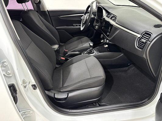 Kia Rio Prestige, 2020 года, пробег 33350 км