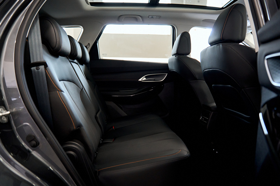 Changan CS75 Pro Комфорт 7 мест, серый