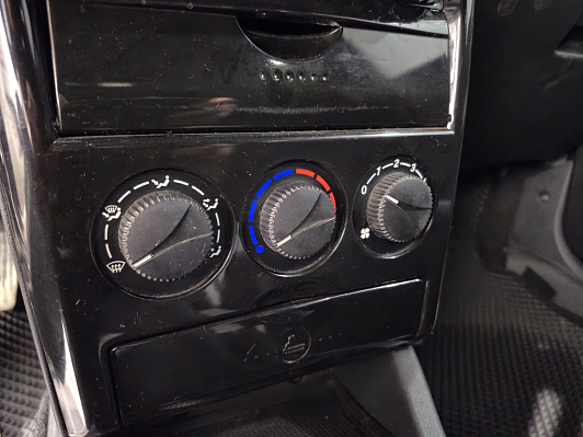 Lada (ВАЗ) Priora, 2013 года, пробег 190945 км