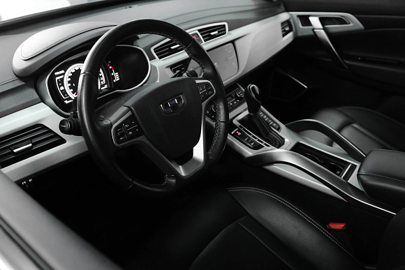 Geely Atlas Luxury, 2020 года, пробег 143663 км