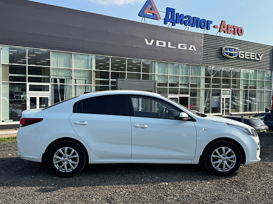 Kia Rio Luxe, 2017 года, пробег 103900 км