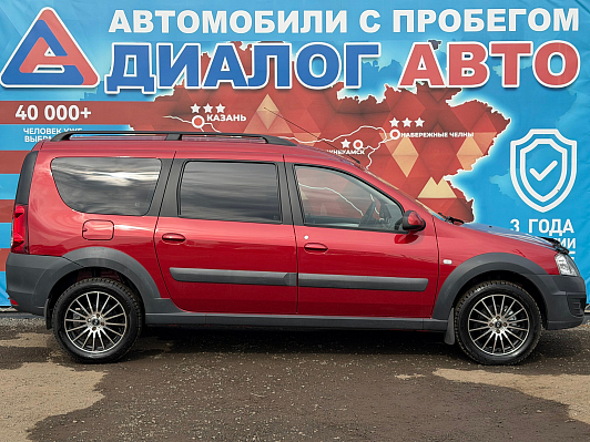 Lada (ВАЗ) Largus Luxe (5 мест), 2019 года, пробег 123501 км