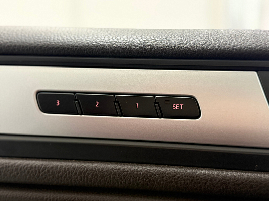 Volkswagen Touareg, 2014 года, пробег 218000 км