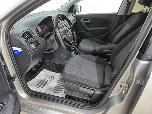 Volkswagen Polo SELECT, 2018 года, пробег 100374 км