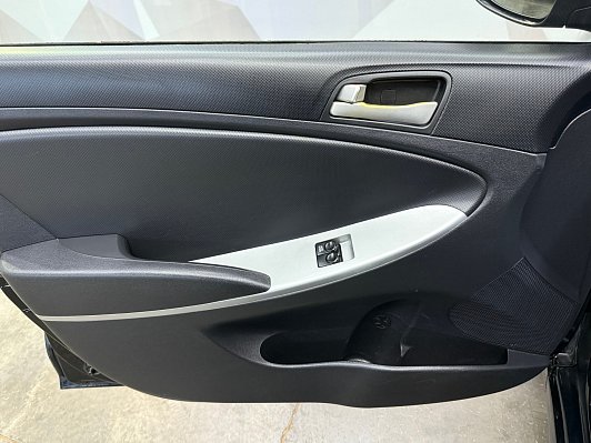 Hyundai Solaris Comfort, 2011 года, пробег 244571 км