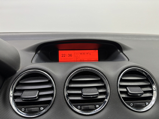 Peugeot 308 Active, 2012 года, пробег 142908 км