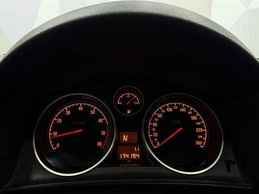 Opel Astra, 2012 года, пробег 174189 км