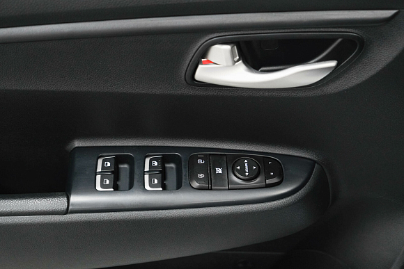 Kia Rio Comfort, 2021 года, пробег 30600 км