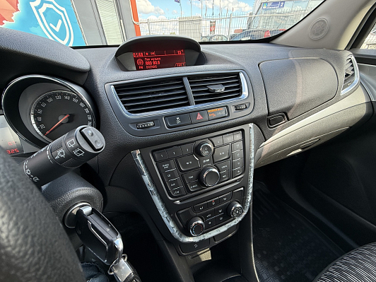 Opel Mokka Essentia, 2014 года, пробег 199314 км